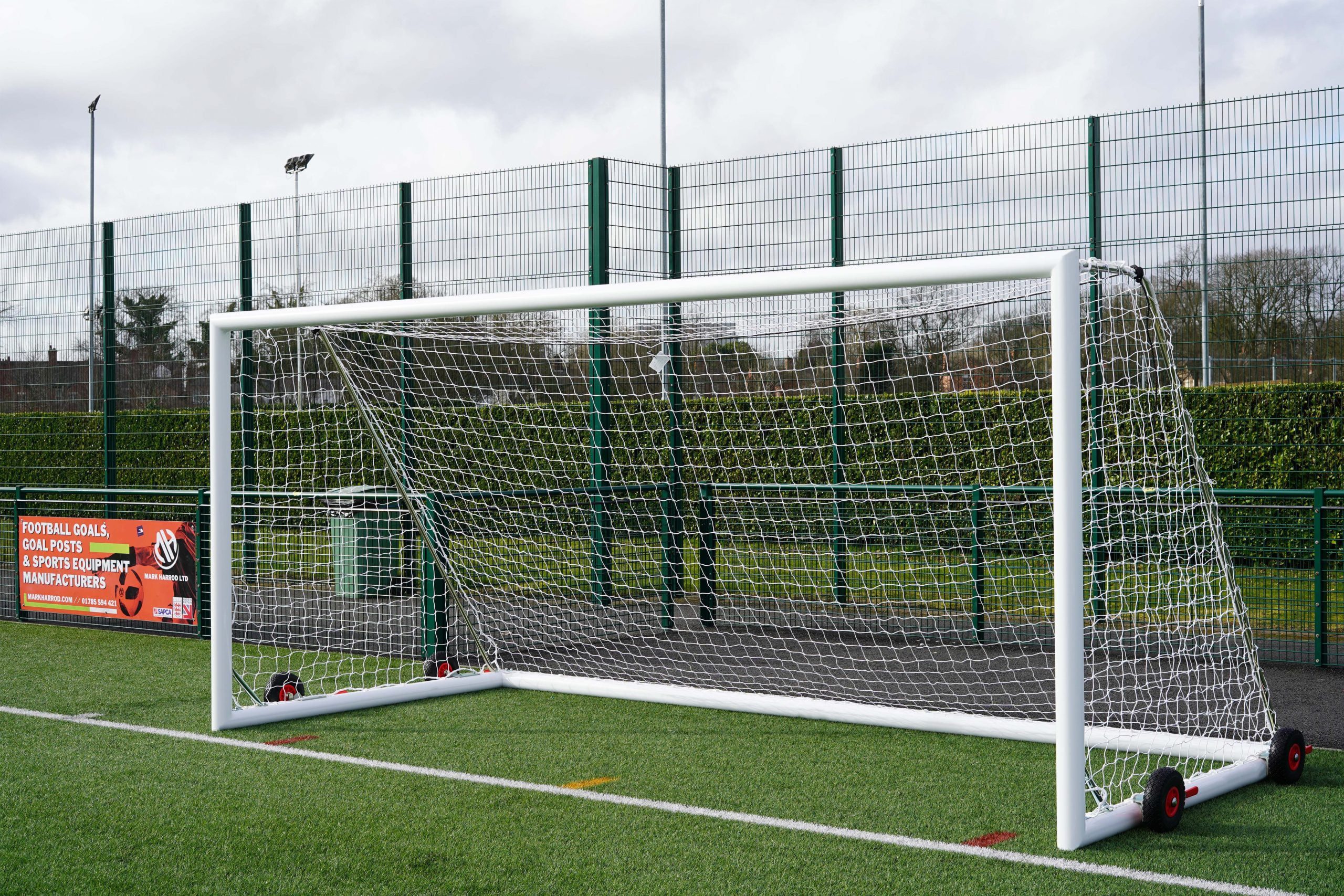 2x Free-standing 9-a-side Youth Goals